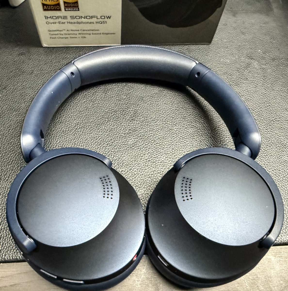 1More SonoFlow Headphones 3