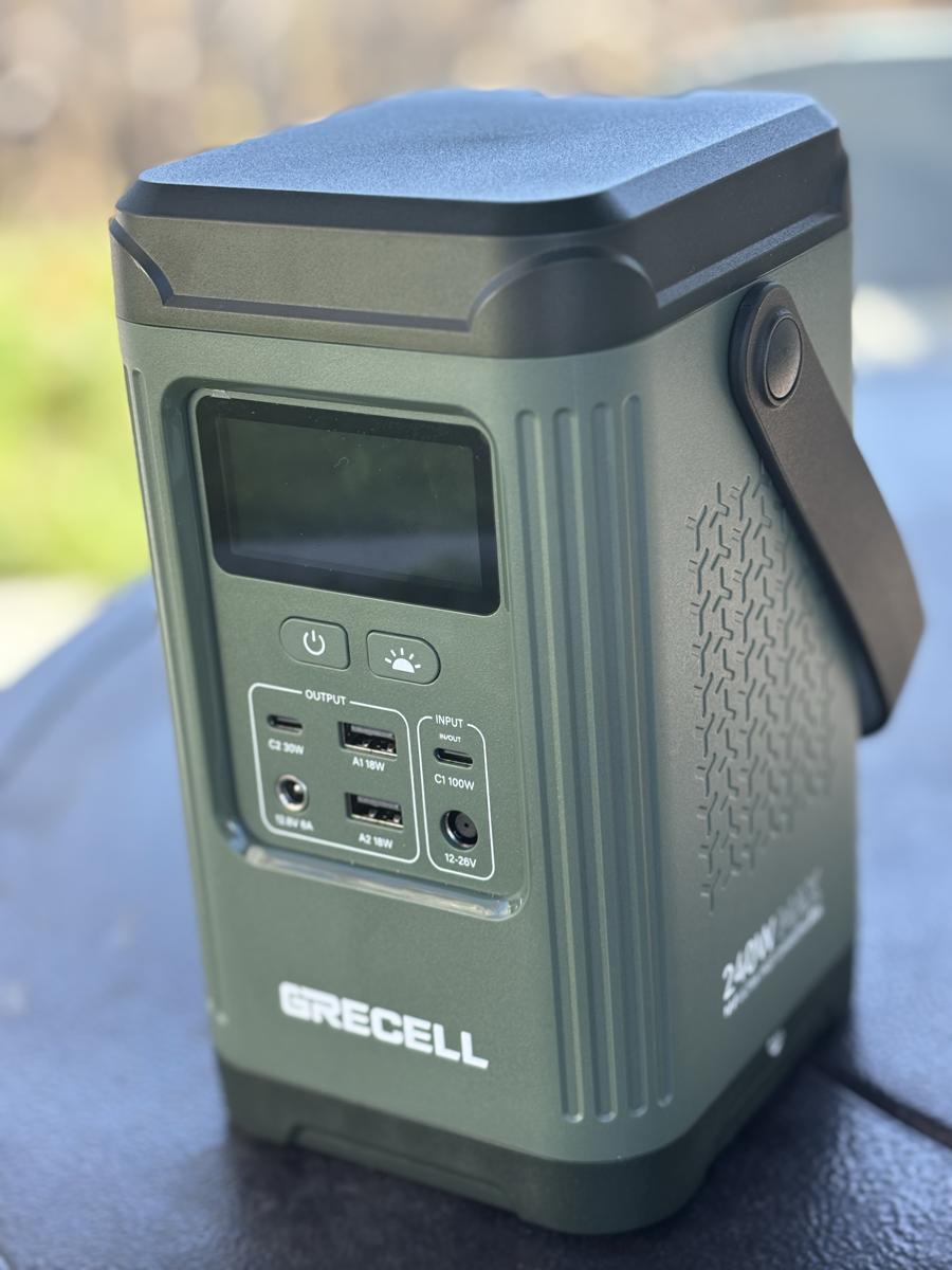 Grecell 240Wportablepowerstation 6